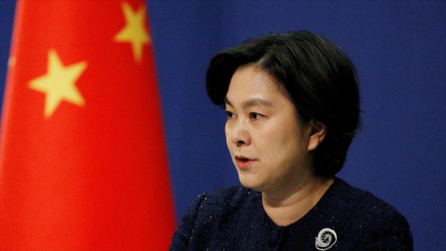 Portavoz del Ministerio de Asuntos Exteriores de China, Hua Chunying, habla con prensa, 7 de enero de 2021. (Foto: Reuters)