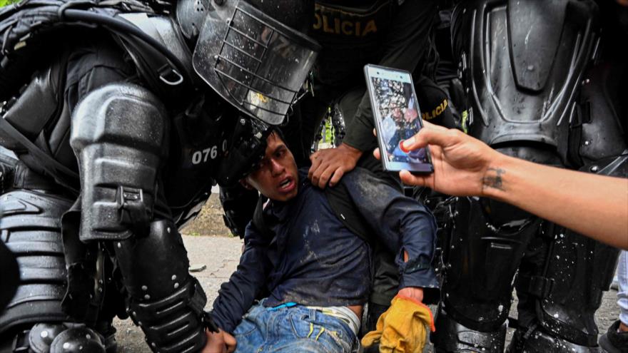 Maduro denuncia: “Mafioso” Duque masacra a gente y mundo se calla | HISPANTV