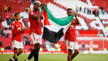 Vídeo: Jugadores de Manchester United ondean bandera palestina
