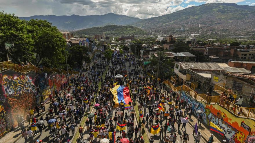 Las protestas antigubernamentales en el marco del paro nacional en la ciudad Medellín, Colombia, 19 de mayo el 2021. (Foto: AFP)