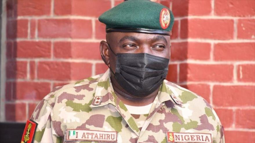 El jefe del Ejército de Nigeria, teniente general Ibrahim Attahiru, falleció en un accidente aéreo en Kaduna, 21 de mayo de 2021.