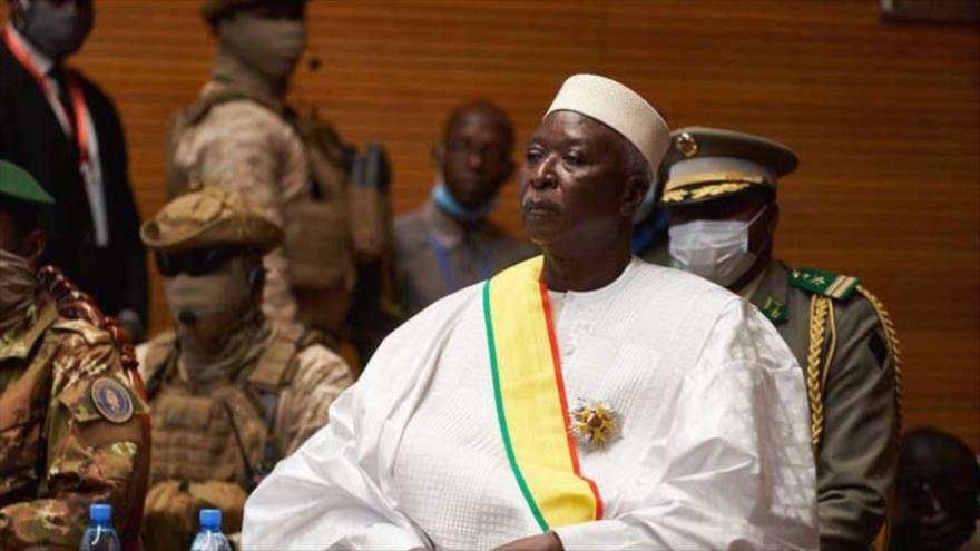 El presidente transitorio de Mali, Bah Ndaw. (Michelle CATANI / AFP)