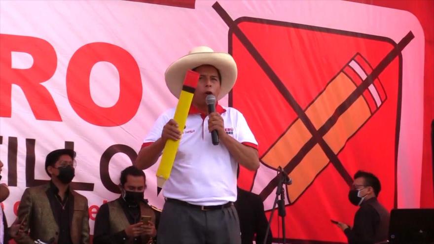 Comicios en Perú: Pedro Castillo visita zonas más pobres de Lima