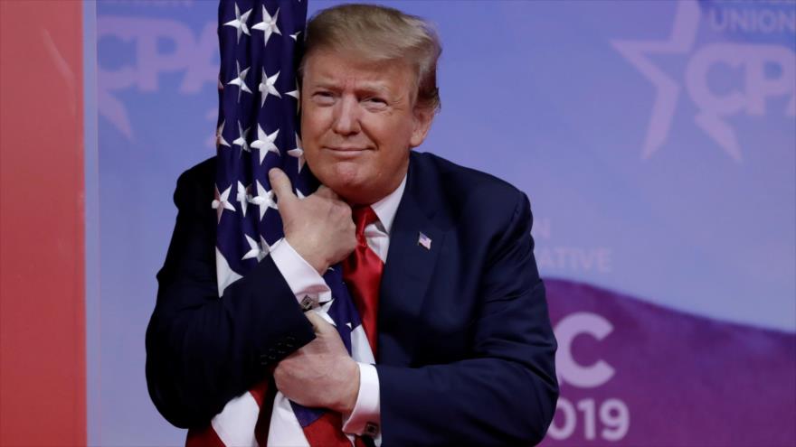 El expresidente de Estados Unidos Donald Trump en el foro conservador CPAC en Maryland, 2 de marzo de 2019. (Foto: AFP)