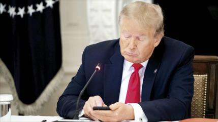 Trump cierra su nuevo blog y busca regresar a redes sociales