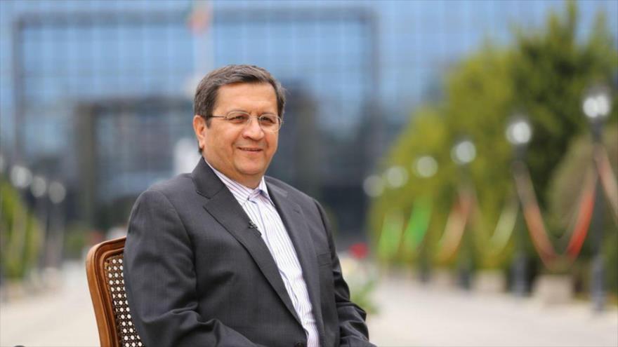 El candidato presidencial de Irán Abdolnaser Hemati.