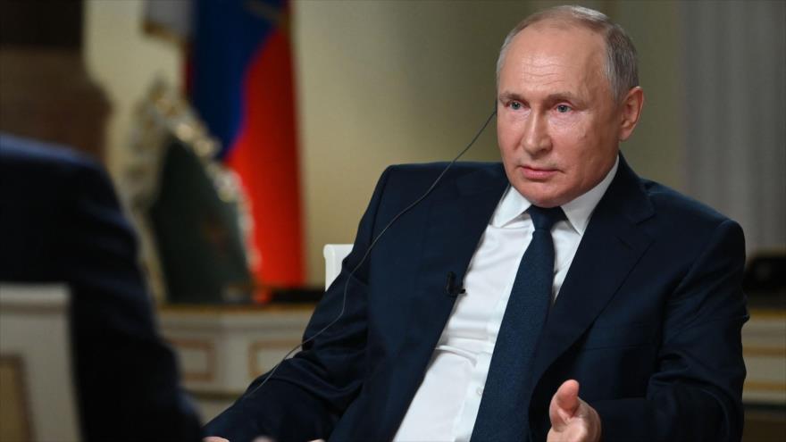 Putin tacha de ‘ridículas’ acusaciones de ciberguerra contra EEUU | HISPANTV