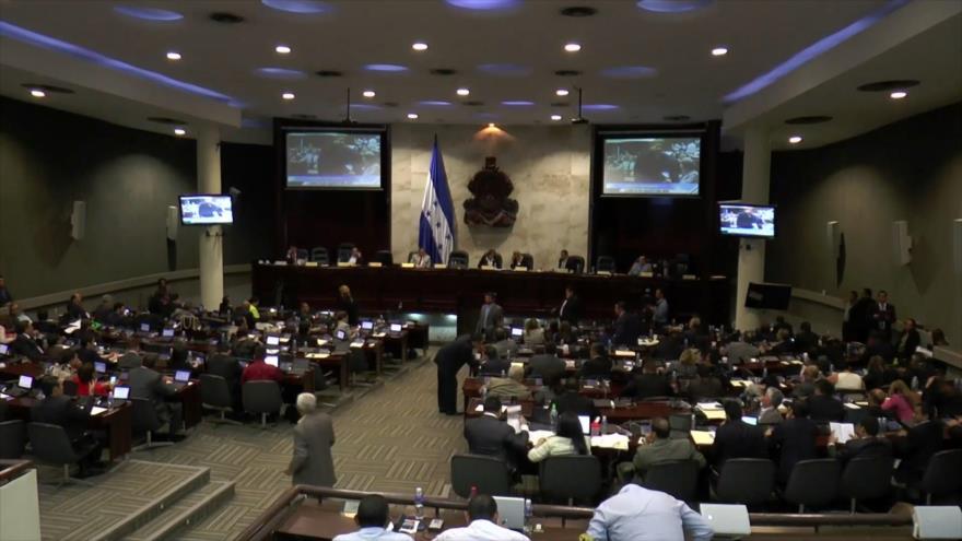 Diputados hondureños cobraron viáticos sin trabajar 