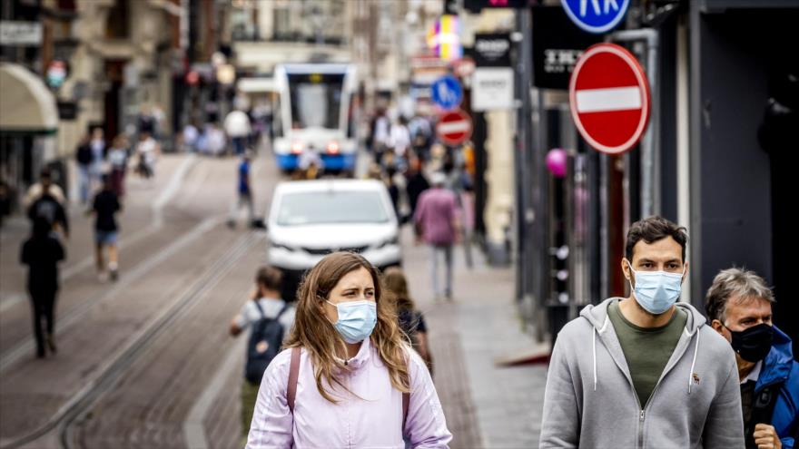 Dejar de usar mascarilla es “imprudente”, todavía circula el virus | HISPANTV