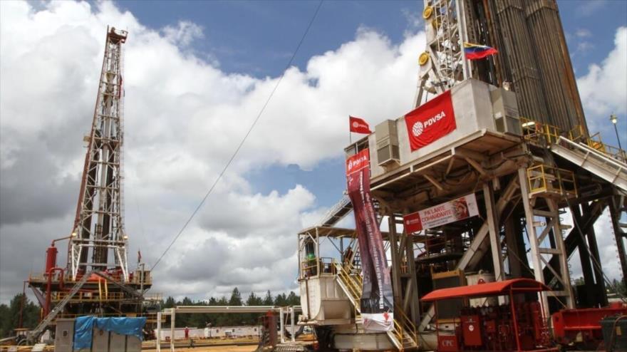 Instalaciones petroleras de la compañía estatal Petróleos de Venezuela (PDVSA).
