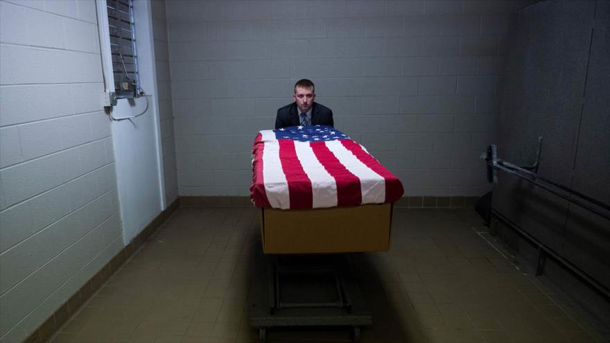 Mueren 4 veces más soldados de EEUU por suicidio que en combates | HISPANTV