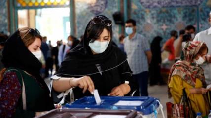 Irán critica a R. Unido por no asegurar sus colegios electorales