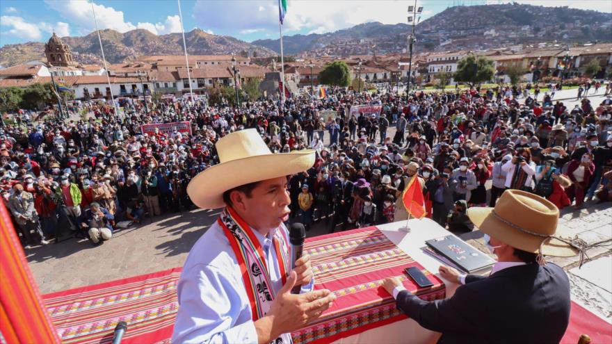 Castillo recalca su llamado a la unidad de la nación peruana | HISPANTV