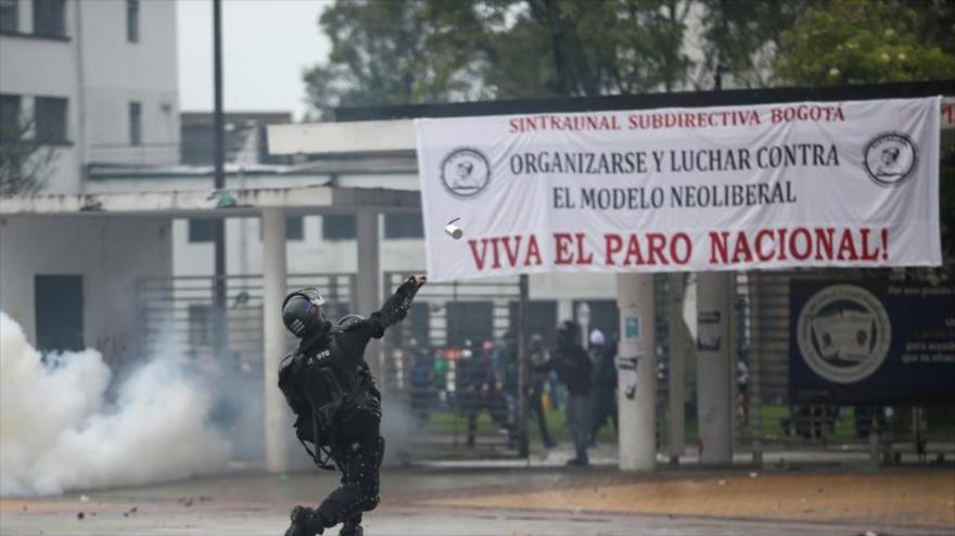 Esmad no cesa represión de protestas contra el Gobierno colombiano | HISPANTV