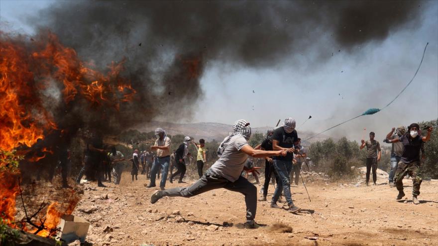 Brutal represión israelí deja 150 manifestantes palestinos heridos | HISPANTV