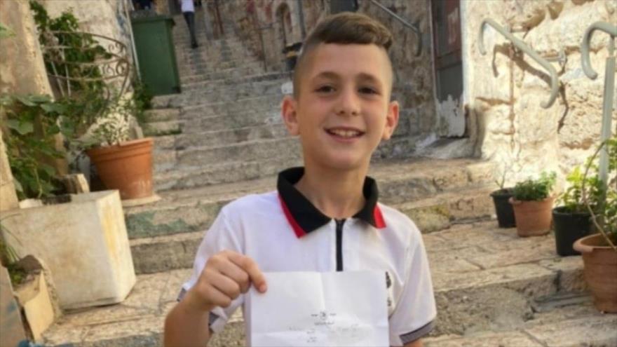 Uday Al-Hadad, niño palestino de nueve años, tiene que comparecer al juicio para ser interrogado por las autoridades israelíes, julio de 2021.