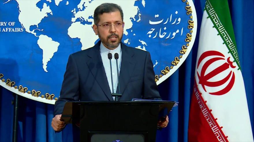 El portavoz de la Cancillería de Irán, Said Jatibzade, en una rueda de prensa en Teherán (capital persa).