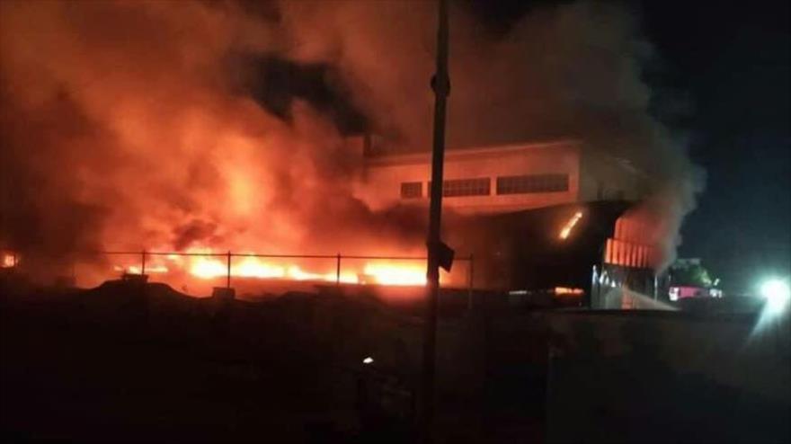 45 muertos deja incendio en unidad COVID-19 de un hospital iraquí