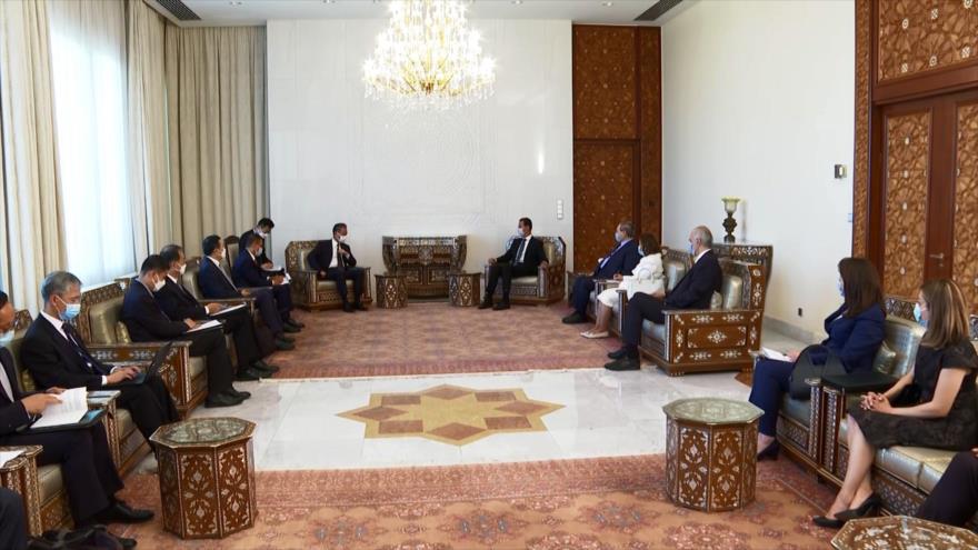 Canciller de China realiza su primera visita a Siria