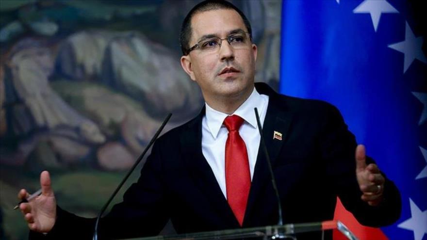El ministro de Asuntos Exteriores de Venezuela, Jorge Arreaza, habla en una conferencia de prensa en Moscú, capital rusa, 22 de junio de 2021.