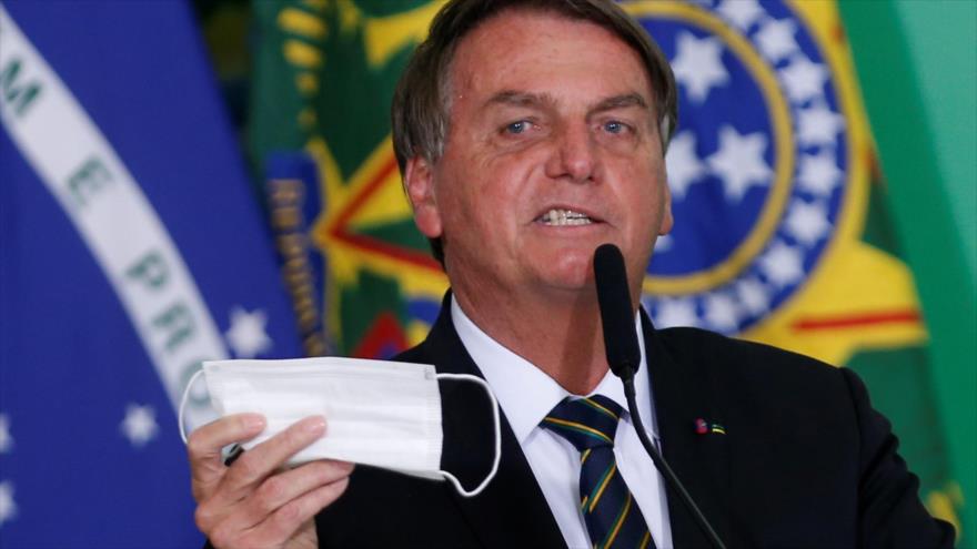 Bolsonaro lanzó 1682 declaraciones falsas sobre COVID-19 en 2020 | HISPANTV