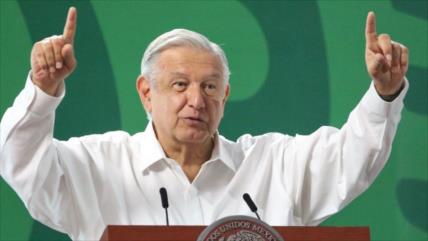 López Obrador celebra “triunfo” de consulta popular en México