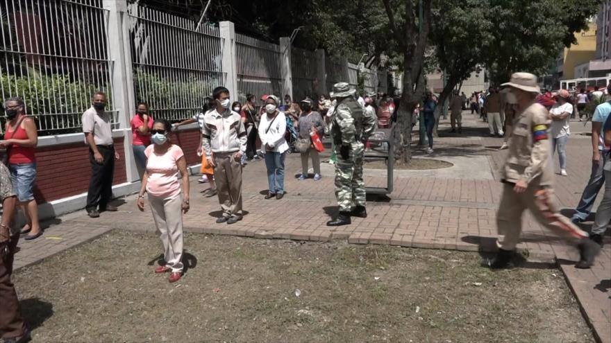 Partido de gobierno en Venezuela se moviliza para primarias