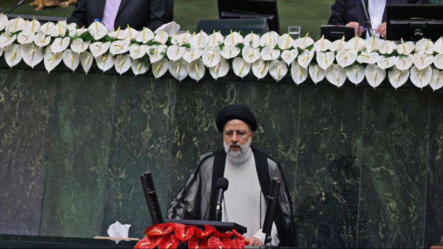 Ebrahim Raisi juramenta como el nuevo presidente de Irán