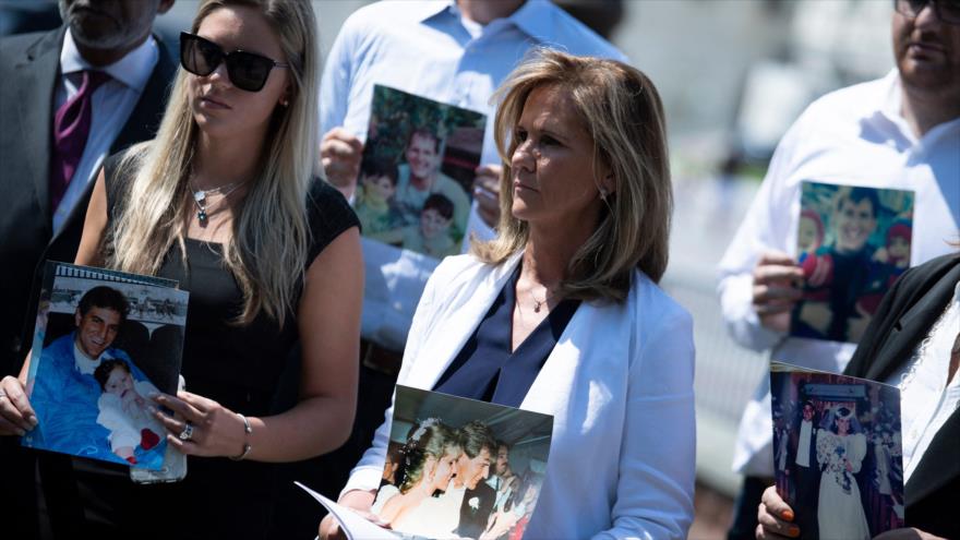 Familiares de las víctimas de los atentados del 11-S durante una conferencia de prensa en Washington, capital de EE.UU., 5 de agosto de 2021. (Foto: AFP)