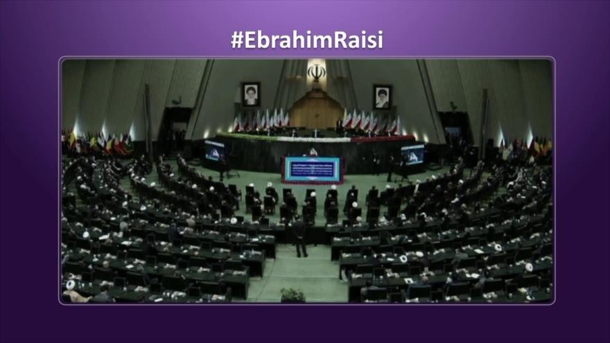 Etiquetaje: Ebrahim Raisi jura el cargo y se convierte en presidente de Irán