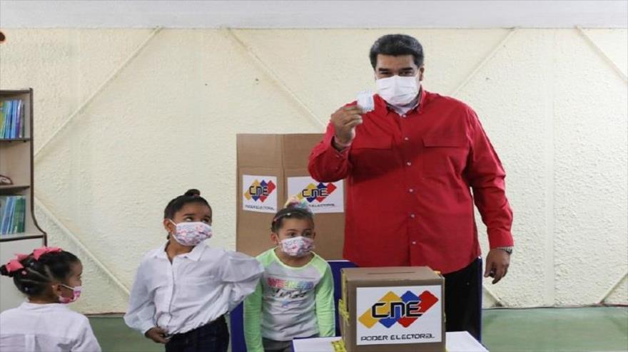 Maduro: Primarias aportan a la consolidación del diálogo político