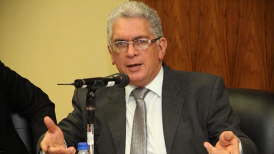 Roy Daza, miembro de la Comisión de Asuntos Internacionales del gobernante Partido Socialista Unido de Venezuela (PSUV).