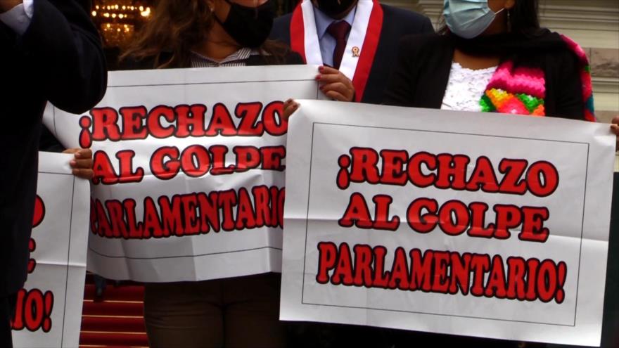 Perú Libre no se rinde en intento de presidir comisión de Constitución