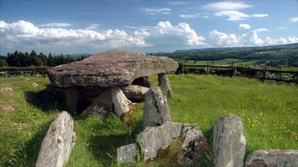 Hallan origen de la famosa “piedra de Arturo” de 5700 años