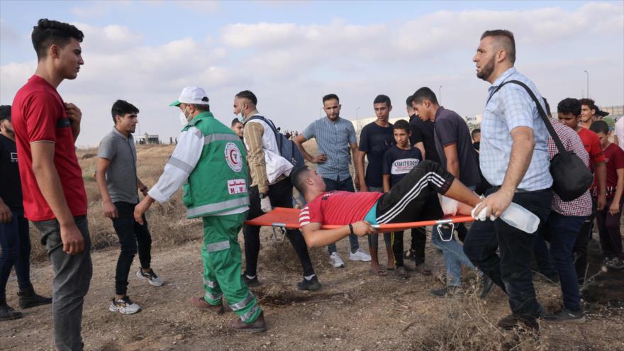 Tropas israelíes reprimen protesta en Gaza y hieren a 41 palestinos