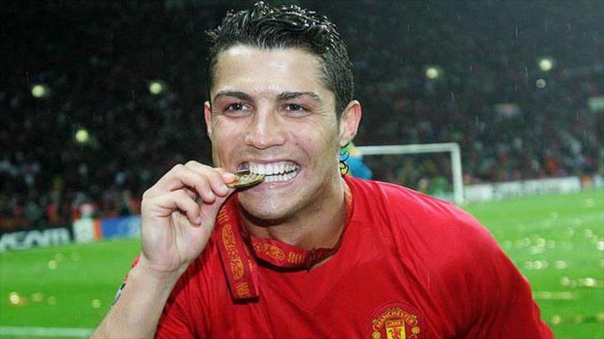Cristiano Ronaldo en un partido cuando vestía la camiseta de United Manchester en 2008.