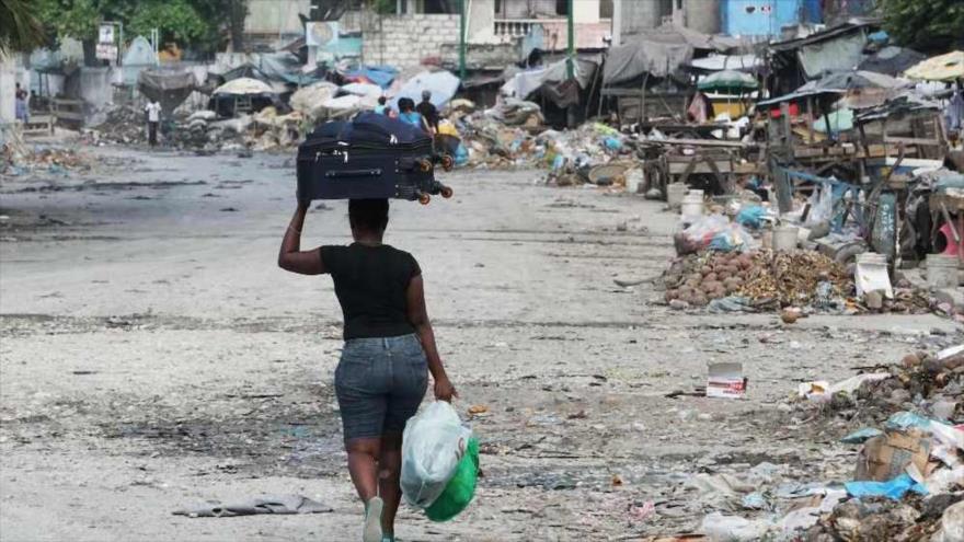 La violencia generalizada y creciente a causa de las pandillas ha obligado a miles de haitianos a huir de sus hogares en busca de seguridad