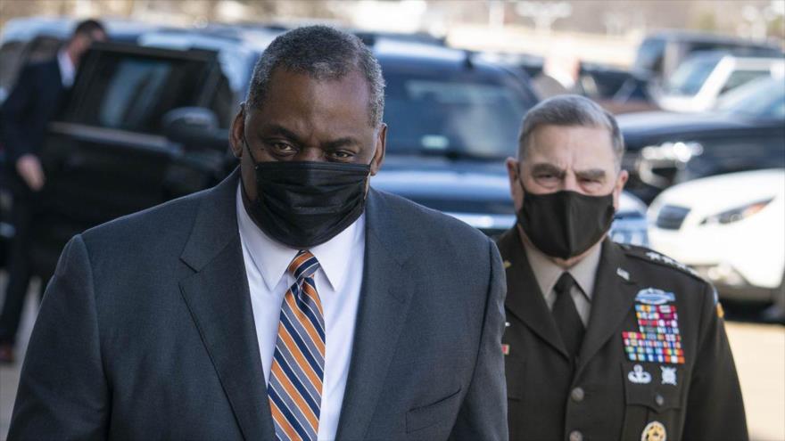 El jefe del Pentágono, Lloyd Austin (izda.), y el presidente del Estado Mayor Conjunto de Estados Unbidos, el general Mark Milley, en Washington, 22 de enero de 2021.