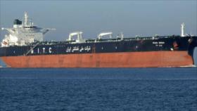 Informe: barco iraní con combustible para El Líbano llega a Siria