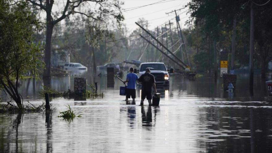 Nueva York declara estado de emergencia por Ida; reportan 9 muertos