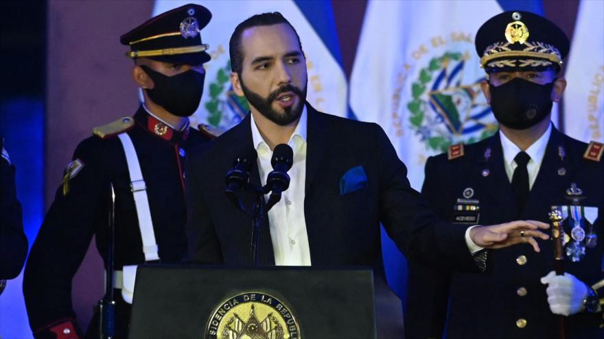 ¡Alerta!: La democracia en El Salvador “está al borde del abismo”