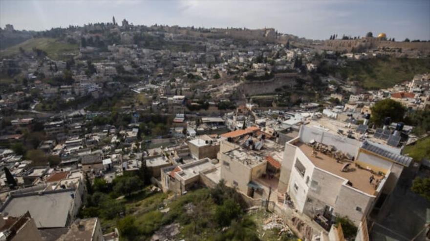 Asentamientos ilegales construidos en el barrio de Silwan, en el este de Al-Quds (Jerusalén), 8 de abril de 2021. (Foto: Times of Israel)