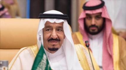 Rey saudí destituye a un alto general por cargos de ‘corrupción’