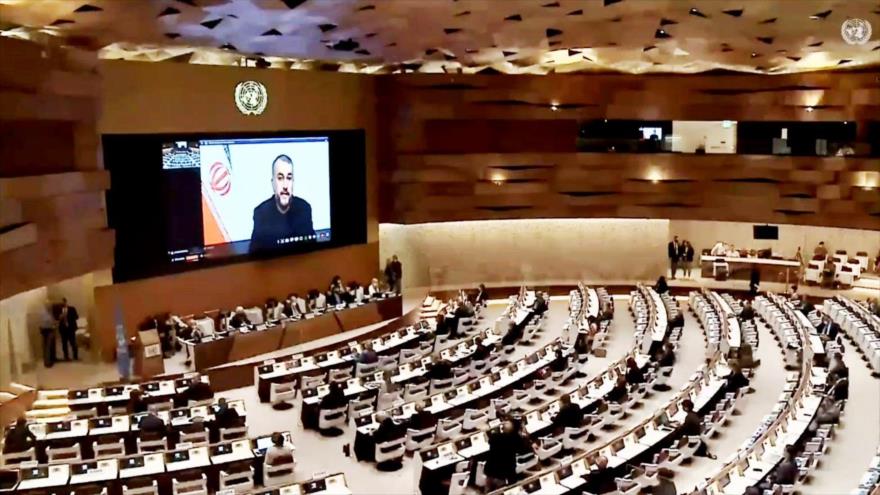 El canciller de Irán, Hosein Amir Abdolahian, en una reunión virtual de la ONU sobre la situación humanitaria en Afganistán, 13 de septiembre de 2021.
