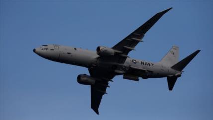 Avión espía de EEUU realiza vuelo extraño a 30 km de Crimea