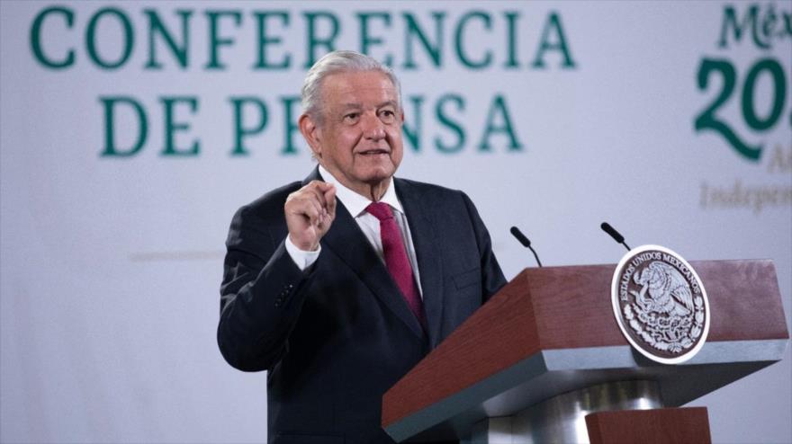 AMLO: El período neoliberal fue la era de saqueo y robo en México