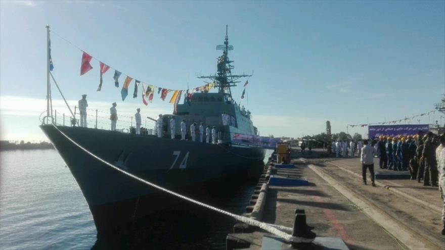 El destructor Sahand, perteneciente a la Fuerza Naval del Ejército de Irán, en el puerto de Bandar Abás, 1 de diciembre de 2018.