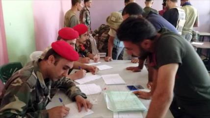 Siria besa la paz: Gran número de rebeldes deponen armas en Daraa