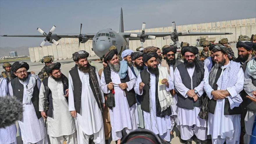 Un portavoz de Talibán anuncia la formación de gabinete del grupo armado, Kabul, capital afgana, 3 de septiembre de 2021.( Foto: AFP)