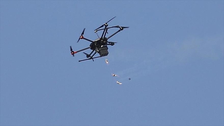 Un dron del régimen israelí en pleno vuelo.